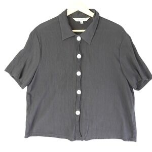 Vintage 90s Top Womens M Black Crinkle Rayon Button Up Boxy Lightweight Textured